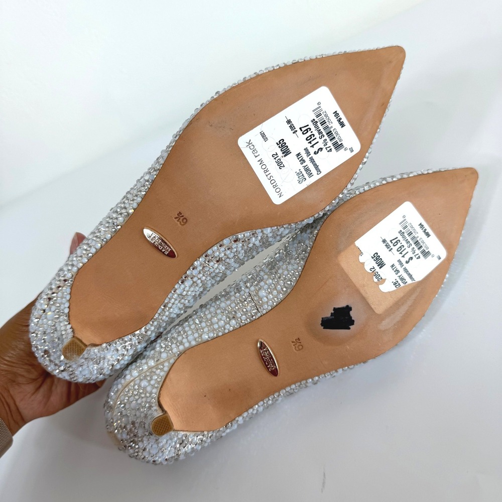 Badgley Mischka Kitten Heels Silver Crystal Rhinestone Embellished Bridal 6.5 - Picture 8 of 8
